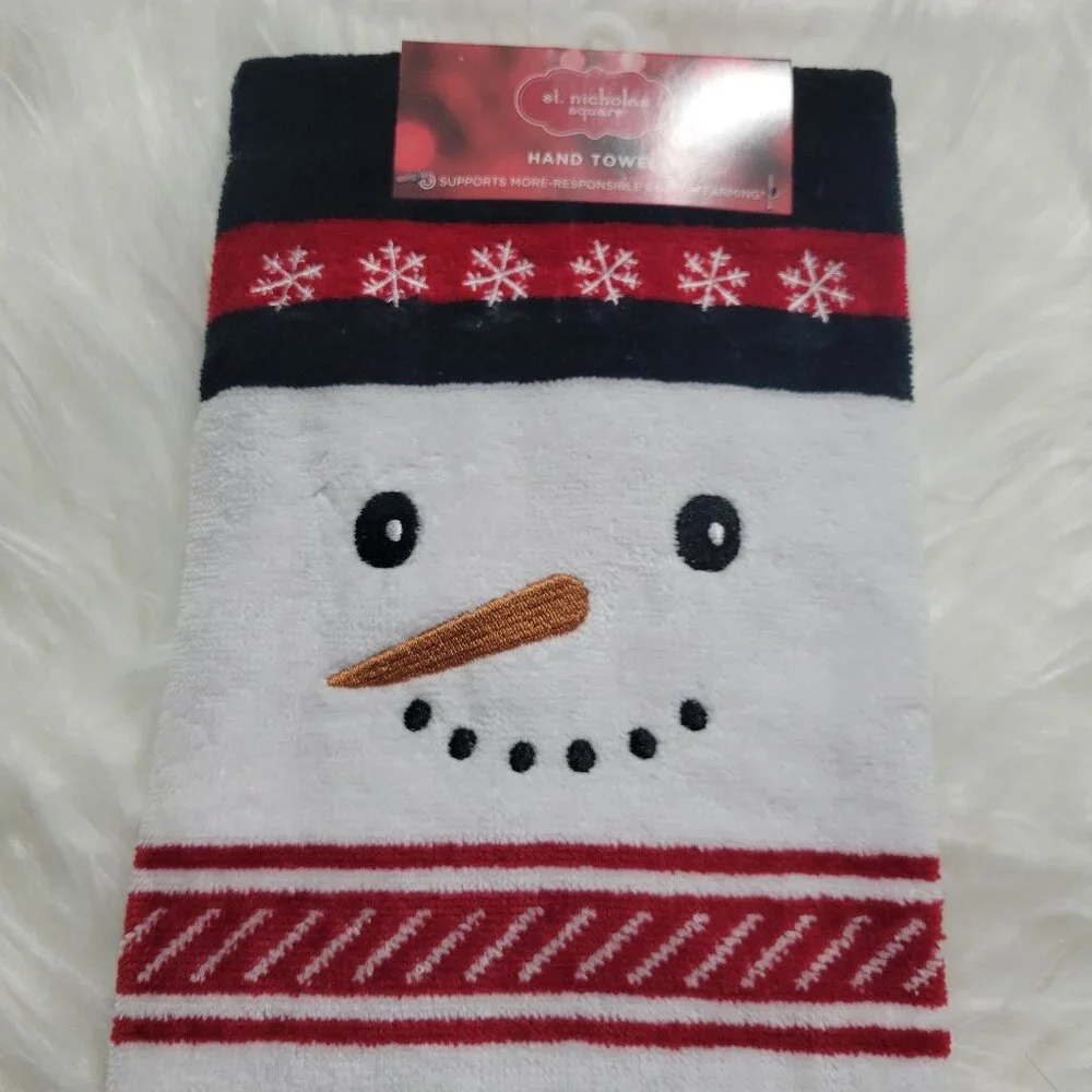 St. Nicholas Square Winter/Holiday Hand Towel Set